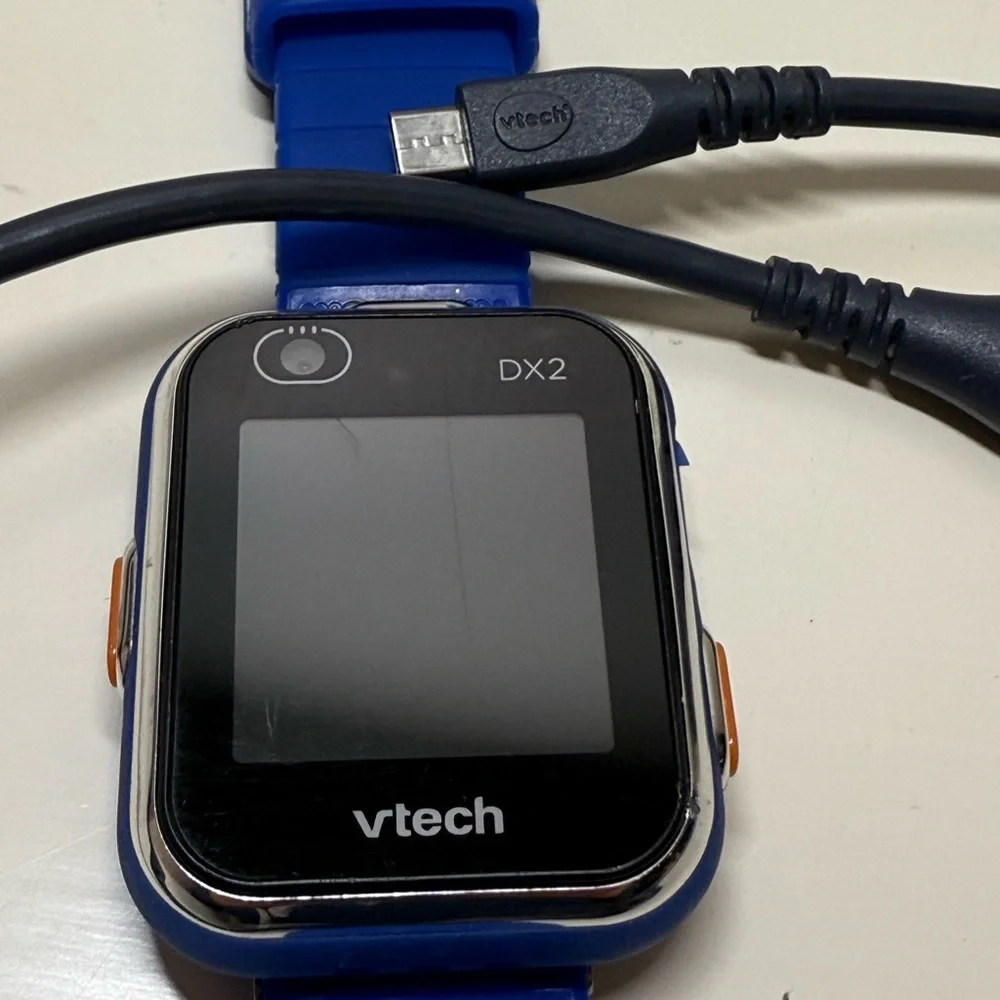 Kid's Blue VTech KidiZoom Smart Watch DX2